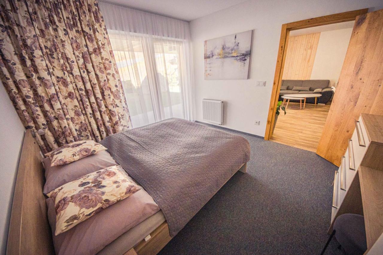 Zore Jasna Apartments Демановска Долина Екстериор снимка