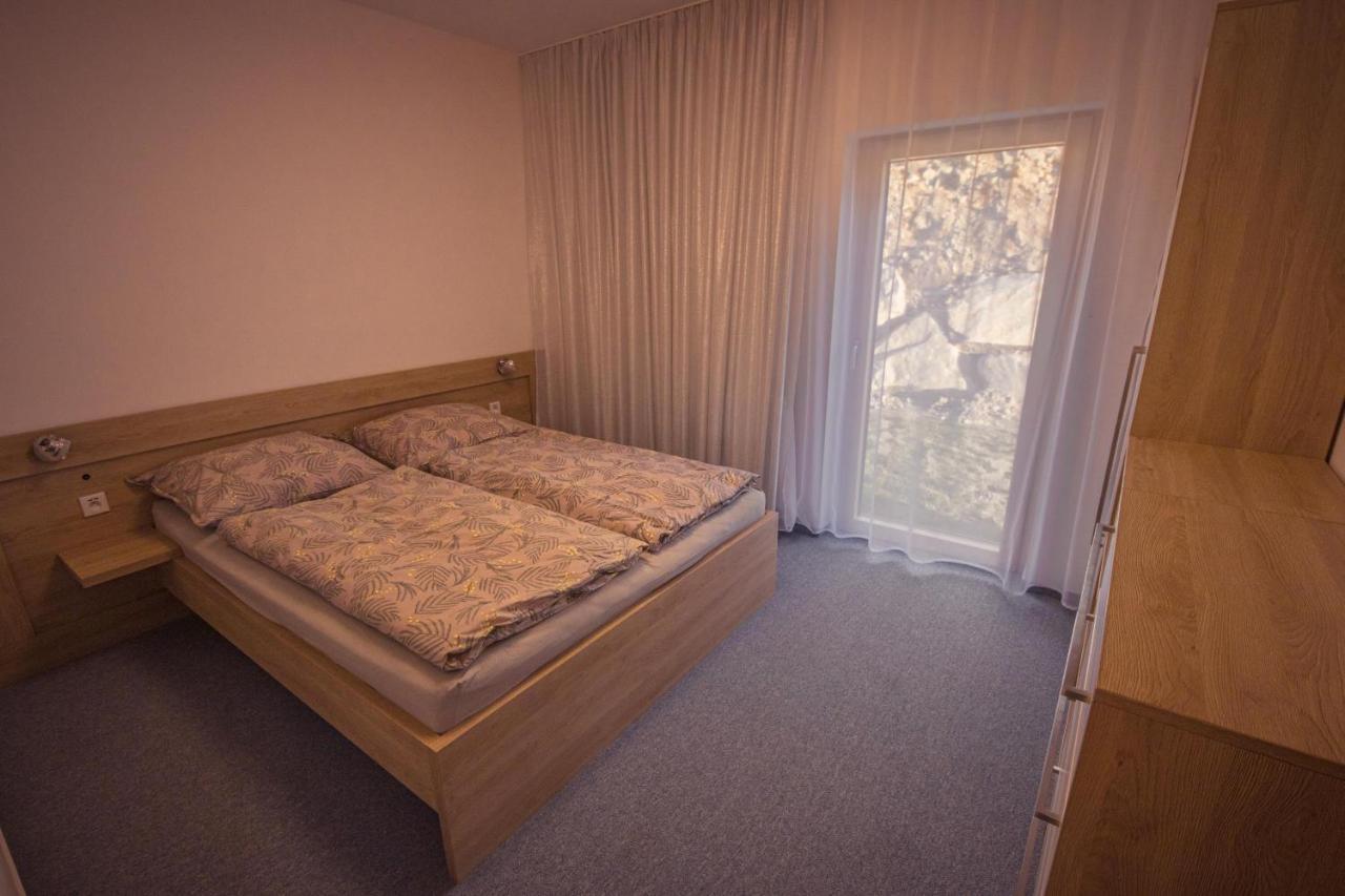 Zore Jasna Apartments Демановска Долина Екстериор снимка