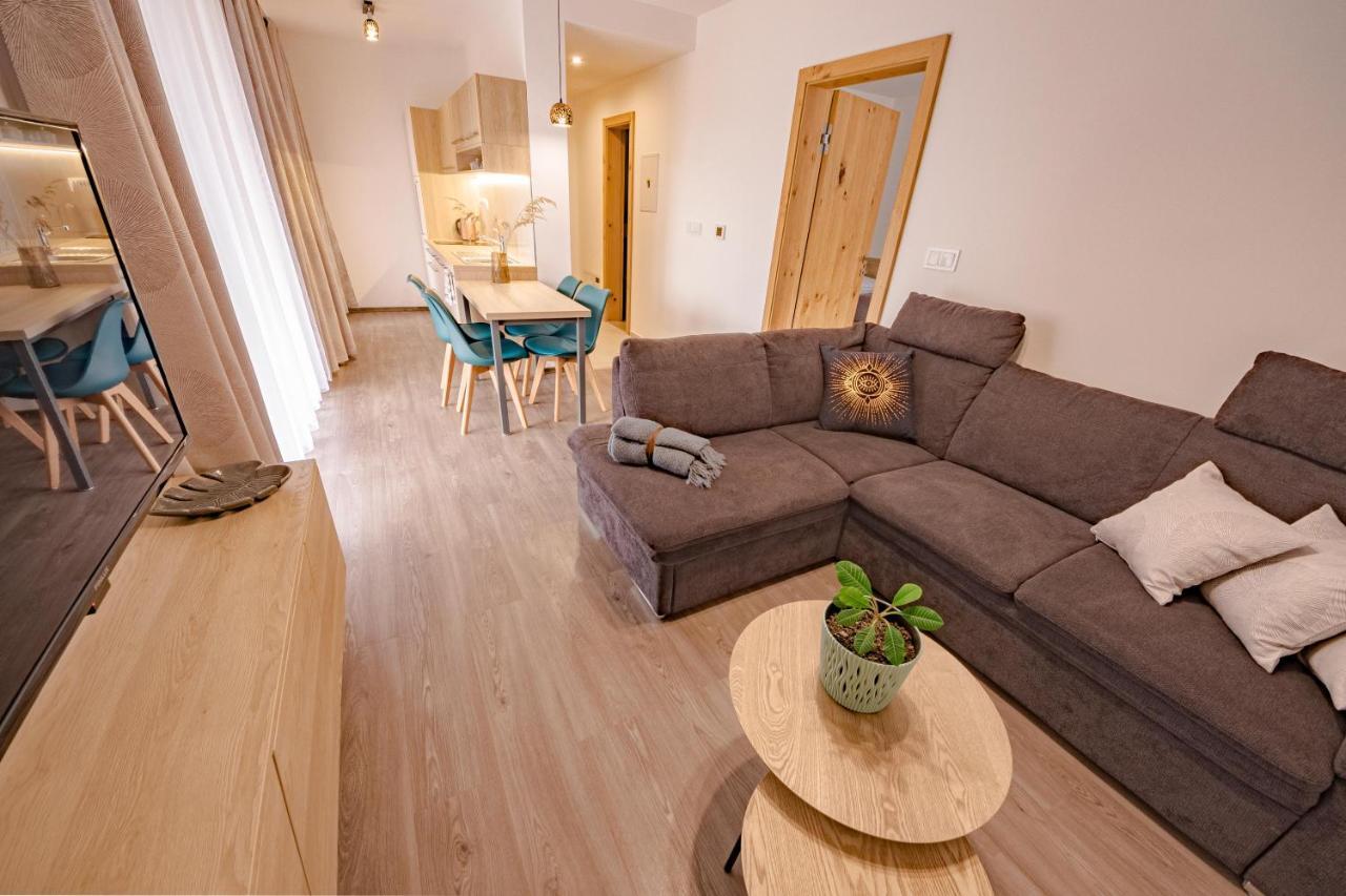 Zore Jasna Apartments Демановска Долина Екстериор снимка