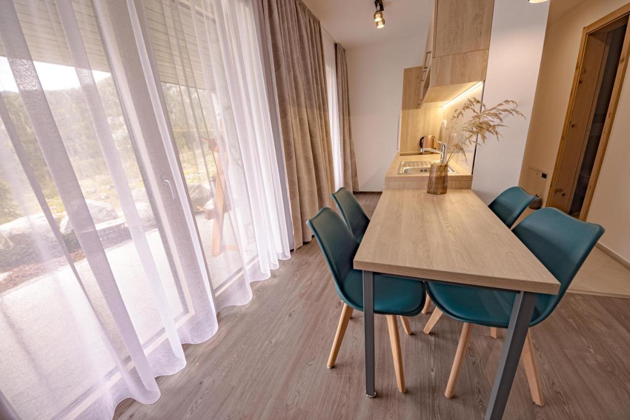 Zore Jasna Apartments Демановска Долина Екстериор снимка